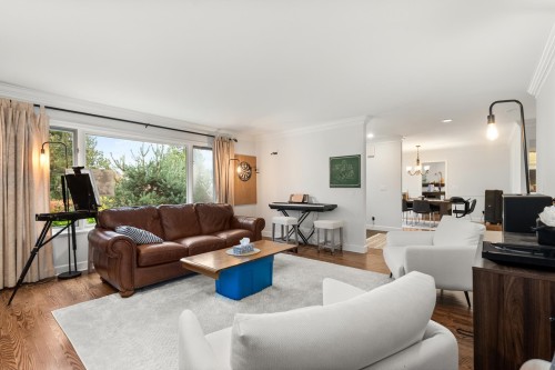 457 Hillcrest Street, West Vancouver, BC 