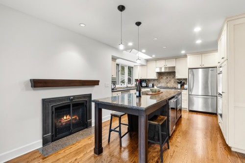 457 Hillcrest Street, West Vancouver, BC 