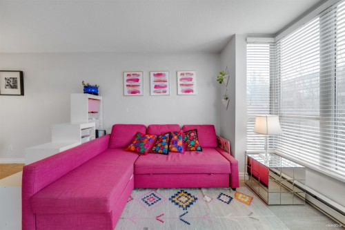 303-5189 Gaston Street  Vancouver, BC V5A 0C8