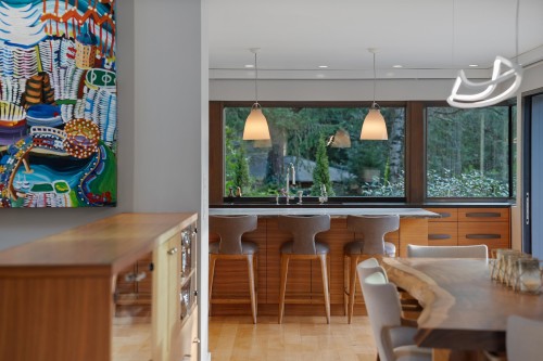 5361 Brookside Avenue, West Vancouver, BC 