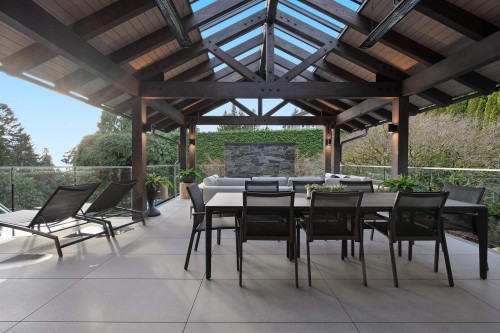 5361 Brookside Avenue, West Vancouver, BC 