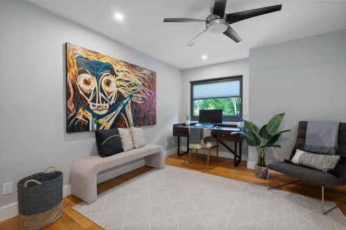 5361 Brookside Avenue, West Vancouver, BC 