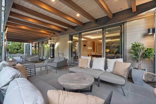 5361 Brookside Avenue, West Vancouver, BC 