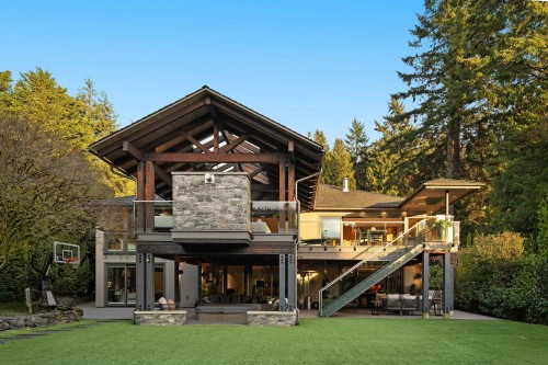 5361 Brookside Avenue, West Vancouver, BC 