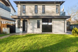 323 Kamloops Street N Vancouver, BC V5K 0A9