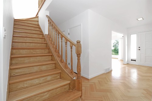 875 Esquimalt Avenue, West Vancouver, BC 