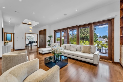 2227 Haywood Avenue, West Vancouver, BC 