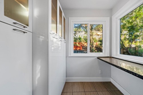 271 Montroyal Boulevard, North Vancouver, BC 