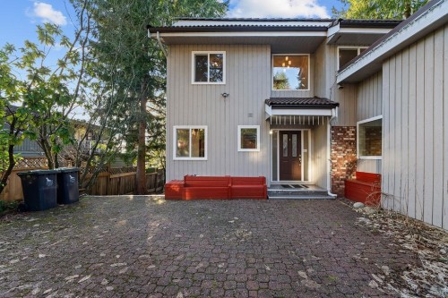 271 Montroyal Boulevard, North Vancouver, BC 