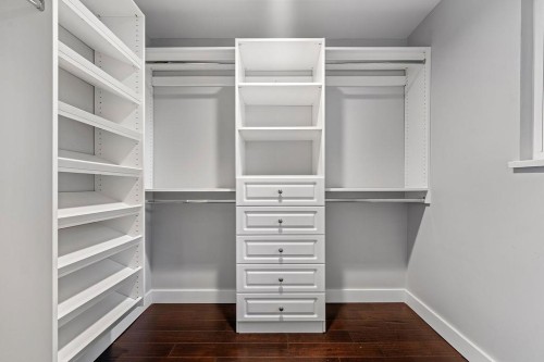 271 Montroyal Boulevard, North Vancouver, BC 