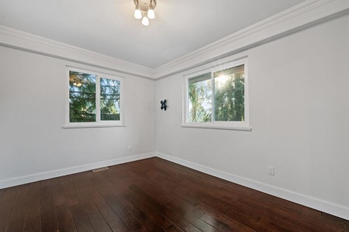 271 Montroyal Boulevard, North Vancouver, BC 