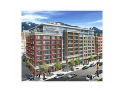 305-221 Union Street  Vancouver, BC V6A 0B4
