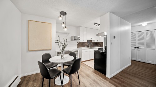 214-5340 Hastings Street, Burnaby, BC 
