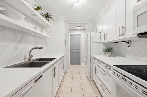 102-4111 Francis Road, Richmond, BC 