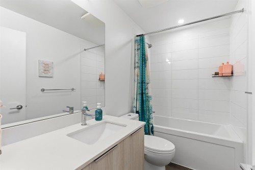 2478A Wren Drive, Delta, BC 