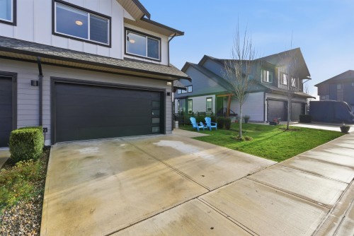 2478A Wren Drive, Delta, BC 