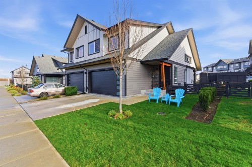 2478A Wren Drive, Delta, BC 