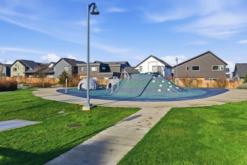 2478A Wren Drive, Delta, BC 