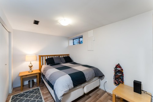 2060 Deep Cove Crescent, North Vancouver, BC 