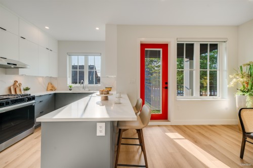 6709 Fleming Street, Vancouver, BC 