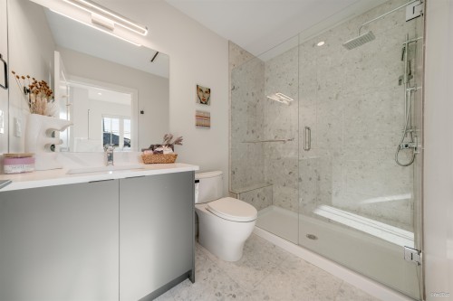 6709 Fleming Street, Vancouver, BC 