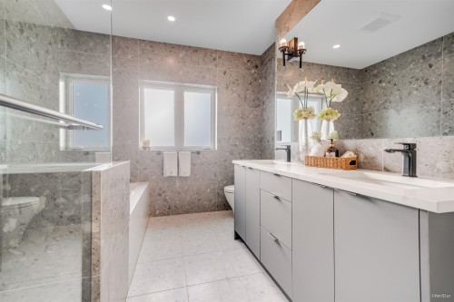 6709 Fleming Street, Vancouver, BC 