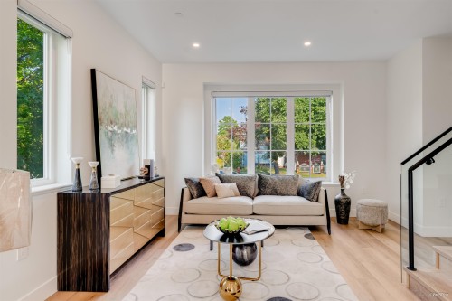 6709 Fleming Street, Vancouver, BC 