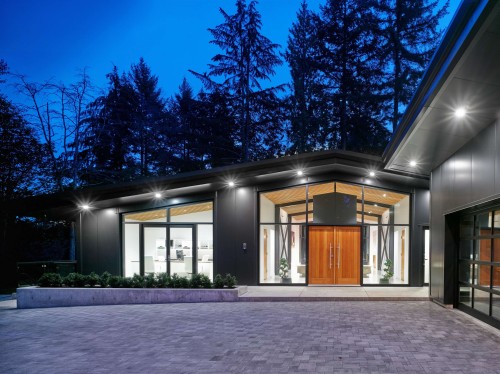 2409 Windridge Drive, North Vancouver, BC 