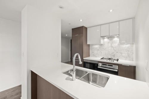 502-110 Switchmen Street, Vancouver, BC 