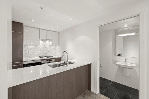 502-110 Switchmen Street, Vancouver, BC 