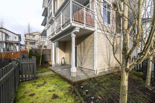 1001-11295 Pazarena Place, Maple Ridge, BC 