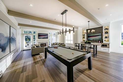 1001-11295 Pazarena Place, Maple Ridge, BC 