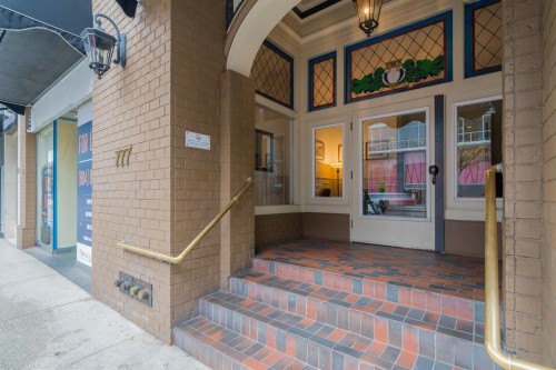 55-777 Burrard Street, Vancouver, BC 