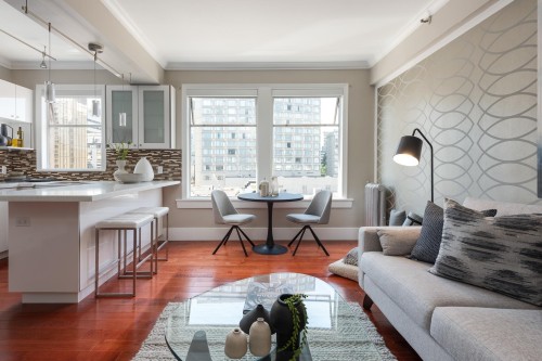 55-777 Burrard Street, Vancouver, BC 