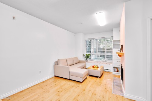 111-6833 Village Green, Burnaby, BC 