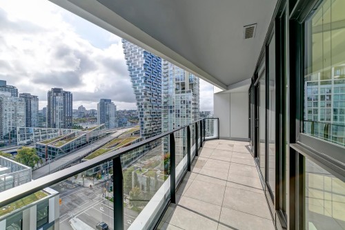 1202-889 Pacific Street, Vancouver, BC 