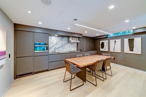 1202-889 Pacific Street, Vancouver, BC 