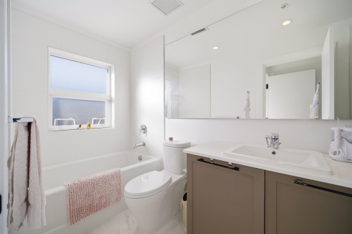 16-9735 University Crescent, Burnaby, BC 