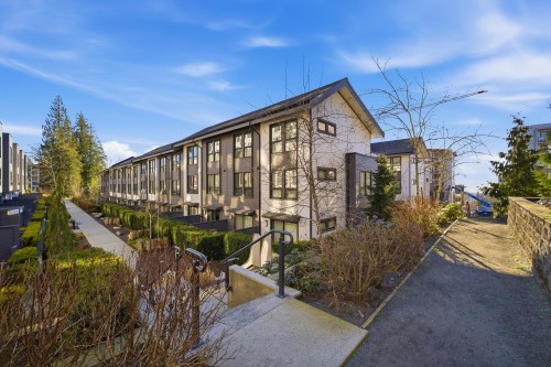 16-9735 University Crescent, Burnaby, BC 