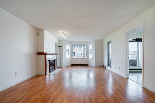 217-5700 Arcadia Road, Richmond, BC 