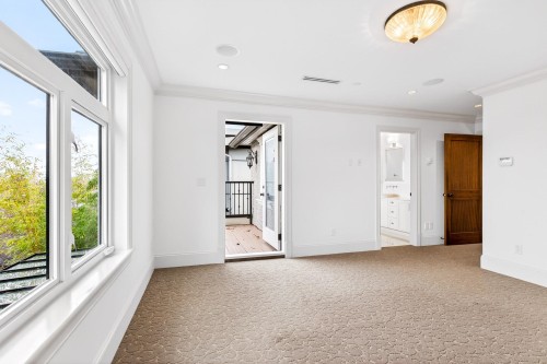 3715 22Nd Avenue W, Vancouver, BC 