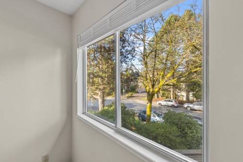 912 Roche Point Drive, North Vancouver, BC 