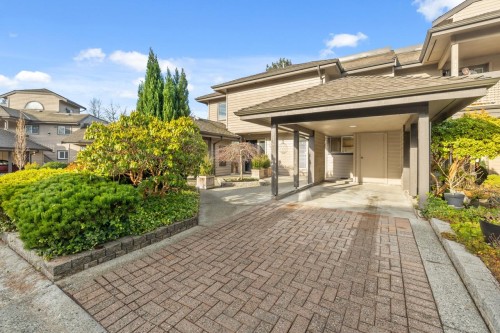 912 Roche Point Drive, North Vancouver, BC 