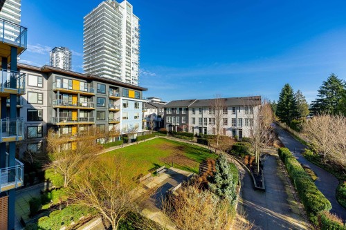 304-516 Foster Avenue, Coquitlam, BC 