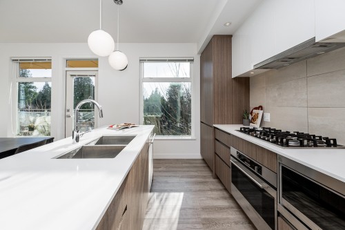 304-516 Foster Avenue, Coquitlam, BC 