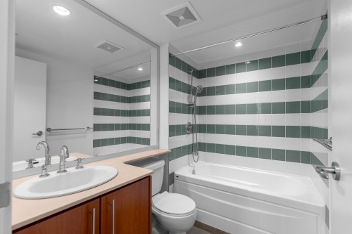 705-550 Pacific Street, Vancouver, BC 