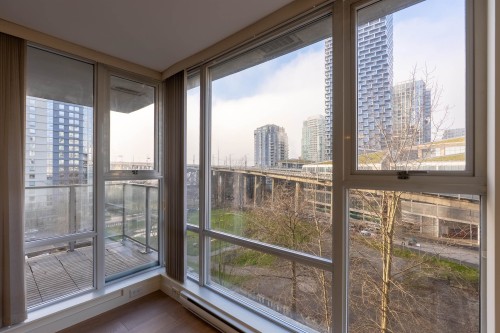 705-550 Pacific Street, Vancouver, BC 