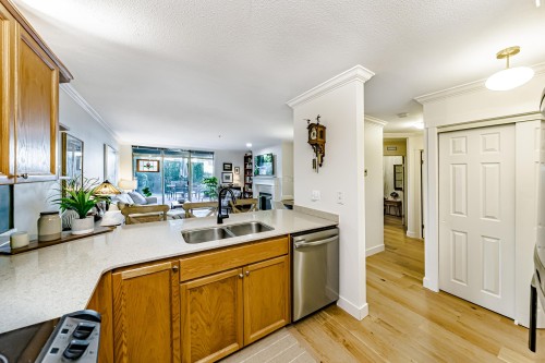 206-48 Richmond Street, New Westminster, BC 