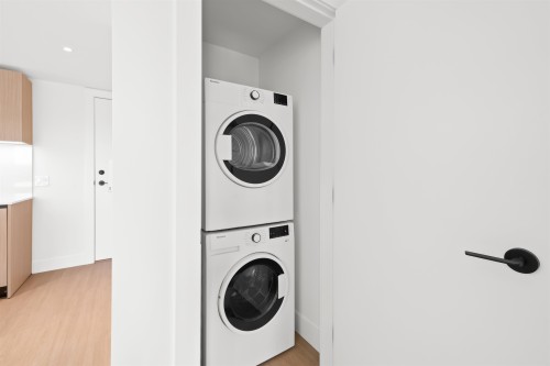 505-2235 Broadway E, Vancouver, BC 