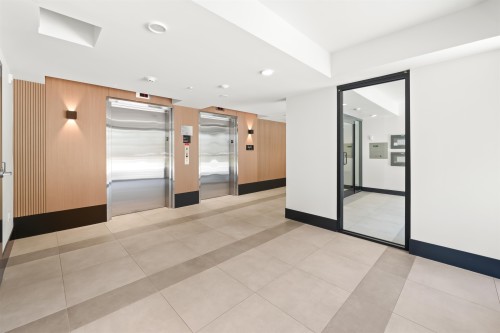 505-2235 Broadway E, Vancouver, BC 